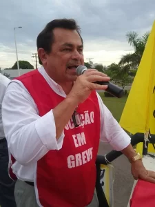 Rede estadual: Sintet garante na justiÃÂ§a pagamento de retroativos da data-base 2015 e 2016