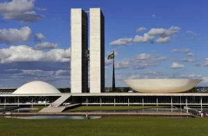 CÃÂ¢mara dos Deputados permite contrataÃÂ§ÃÂ£o de servidores para quadro da Universidade Federal do Norte do Tocantins