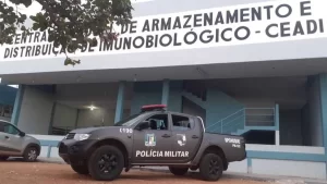 PolÃÂ­cia Militar reforÃÂ§a seguranÃÂ§a das vacinas contra a Covid-19 armazenadas no LaboratÃÂ³rio Central