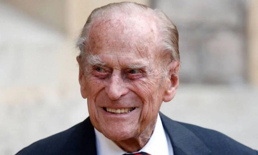 Príncipe Philip do Reino Unido falece aos 99 anos