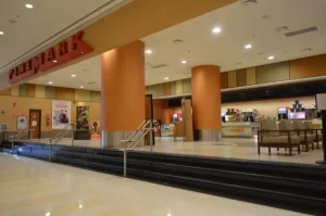 Em cartaz, Nomadland e Auto da Mentira estreiam nos próximos dias na Rede Cinemark