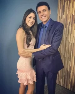 Nilton Franco sopra as velinhas nesta quarta-feira
