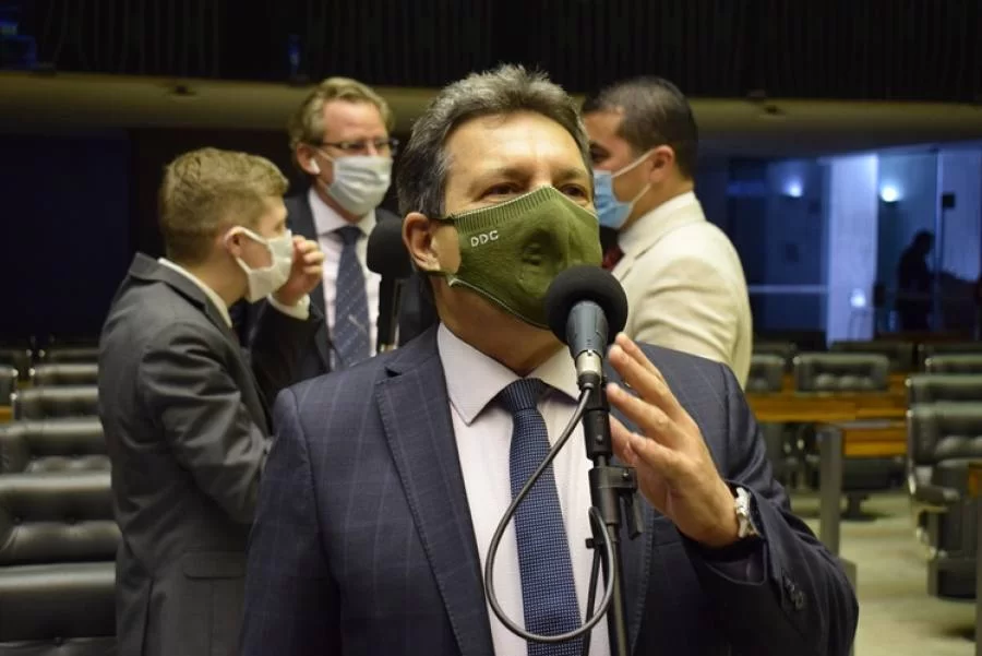 Proposta de Damaso aumenta pena para crimes de homicídio qualificado e feminicídio