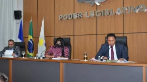 Janad Valcari tem requerimento aprovado em que pede a realização de concurso público para o quadro da educação de Palmas