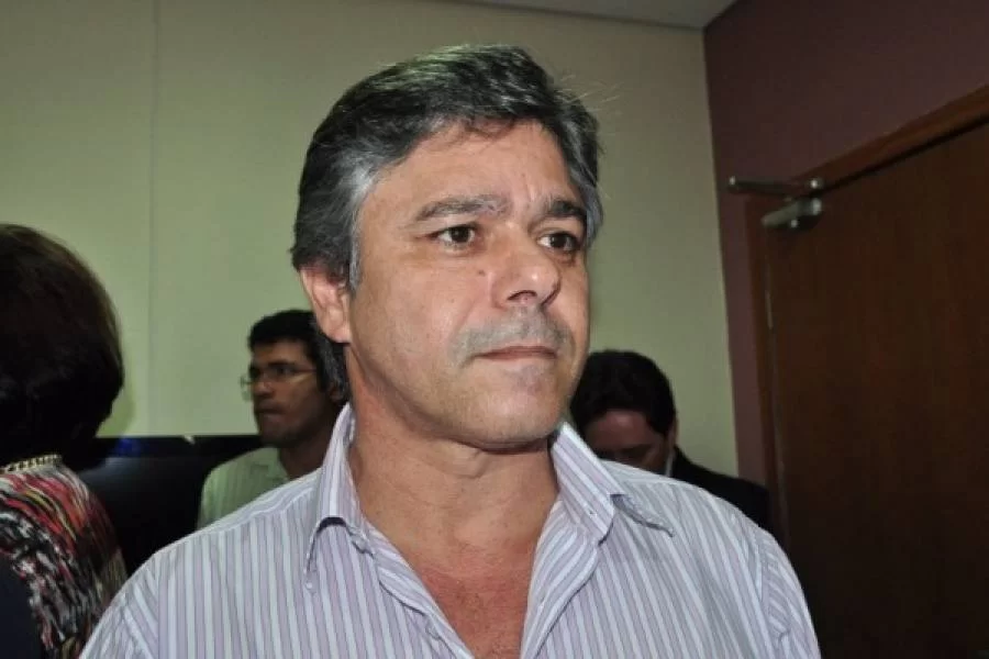 Deputado Eduardo do Dertins celebra 53 anos de idade neste último domingo, 16