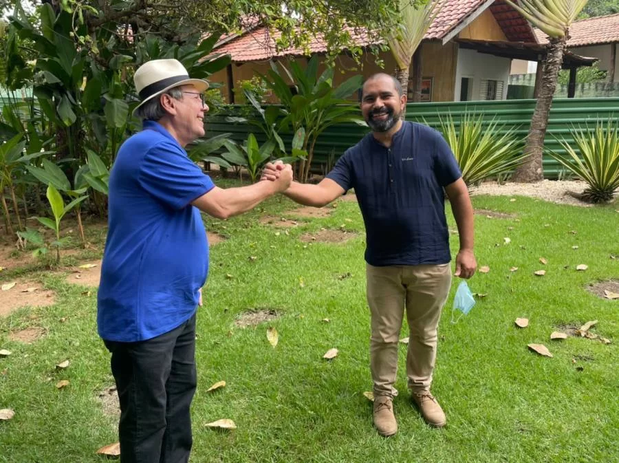 A convite de Ronaldo Dimas, Clésio Tokmil de São Miguel do TO se filia no Podemos, mirando eleições de 2022