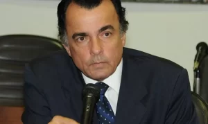 Freire JÃÂºnior assume vaga de Dulce na CÃÂ¢mara Federal pela sexta vez