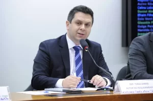 Unida, Bancada Federal do TO beneficia municípios, mulheres de família monoparental, estudantes e artistas