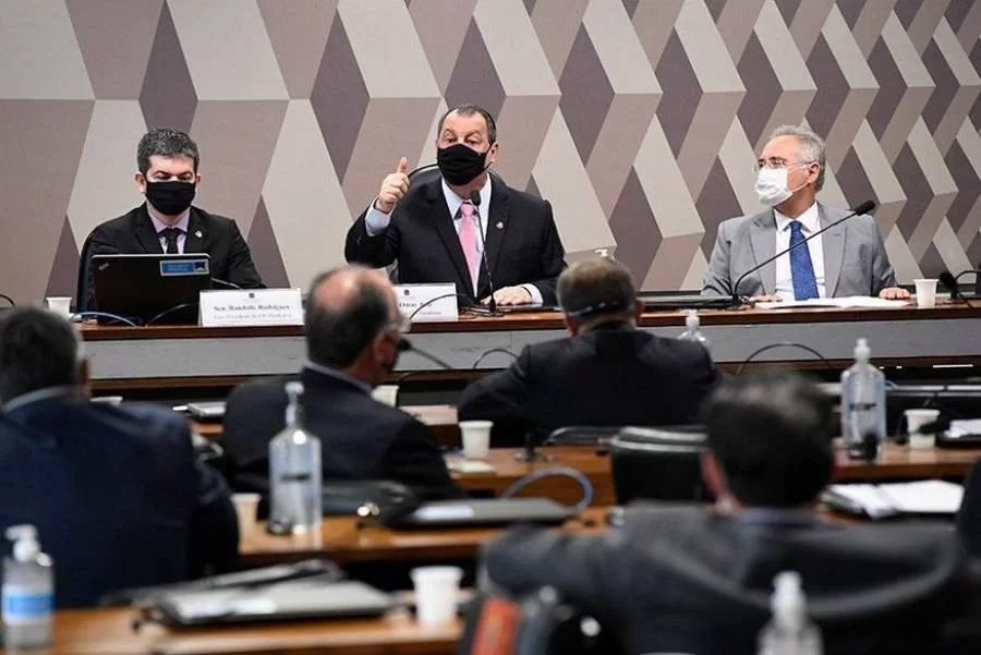 Conselho Federal de Medicina emite nota de repúdio contra CPI da Pandemia e alegam ausÃªncia e respeito no trato de senadores com os médicos