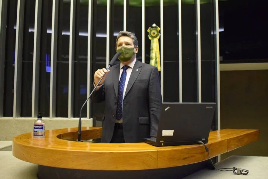 Deputado Osires Damaso vota a favor de projeto de socorro a agricultores familiares