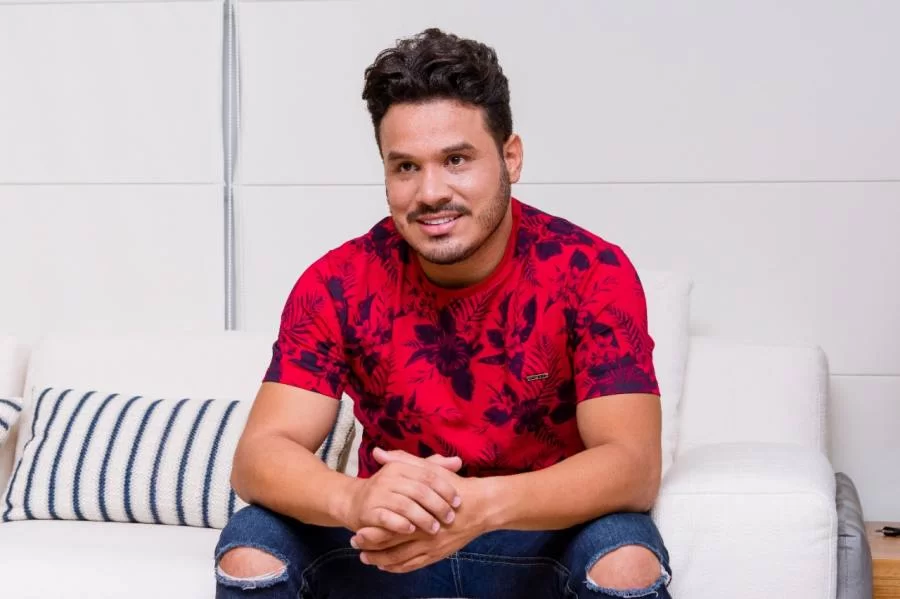 Cantor Marcelo Martins, do Eu quero Tchu, Eu quero Tcha, comenta 3 anos da separação da dupla sertaneja Joao Lucas e Marcelo