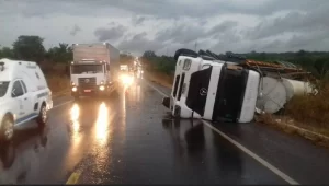 PRF registra trÃªs ocorrÃªncias de acidente prÃÂ³ximo ÃÂ¡ Colinas; Pista fica parcialmente interditada