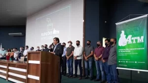 Associação de prefeitos crítica "falas" de Carlesse e cobra apoio para imunização da população