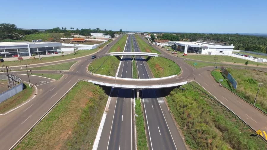 Wagner Rodrigues se reúne com Ministro Tarcísio de Freitas para solicitar dois viadutos na BR-153 e duplicação de novo trecho