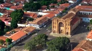 Justiça atende MP e determina a suspensão de obra particular em área pública de Porto Nacional