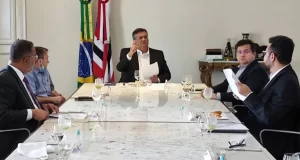 Dino dá sinal verde para projeto de geopolítica e confirma visita ao TO