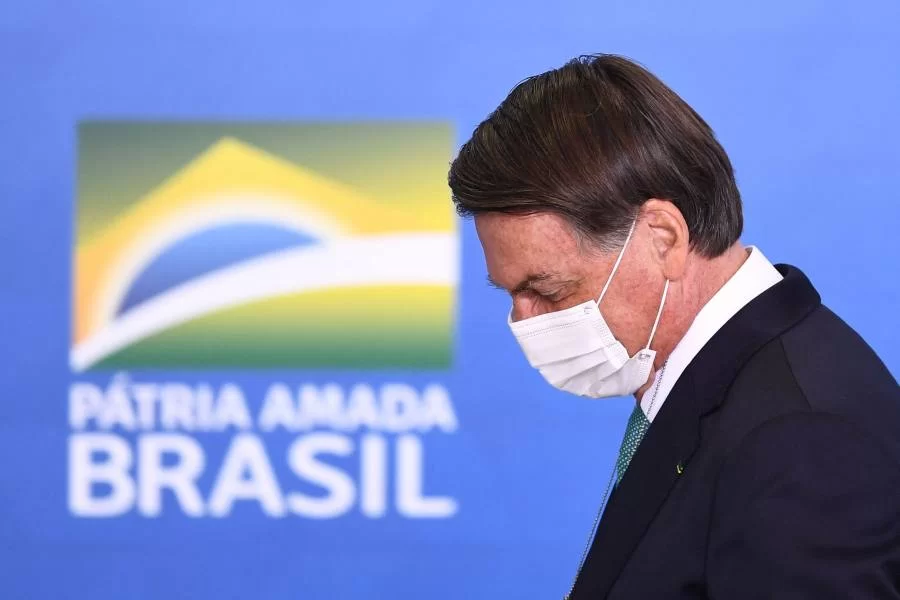 Randolfe Rodrigues, Jorge Kajuru e Fabiano Contarato apresentam denuncia crime de prevaricação contra Bolsonaro por suposto crime no caso Covaxin