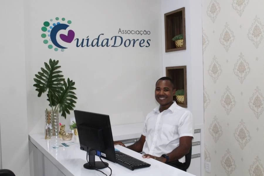 Mais de 1.200 pacientes do SUS já foram atendidos pela Associação CuidaDores