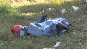 Idoso é colocado em saco plástico após suposta "constatação" de morte, mas se mexe e é salvo