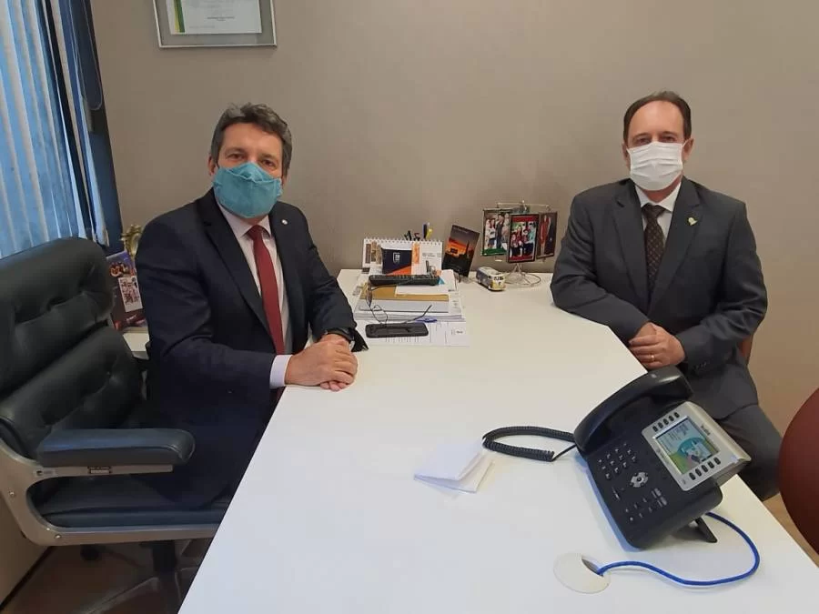 Damaso solicita a reitor implantação de cÃ¢mpus da UFT em Paraíso