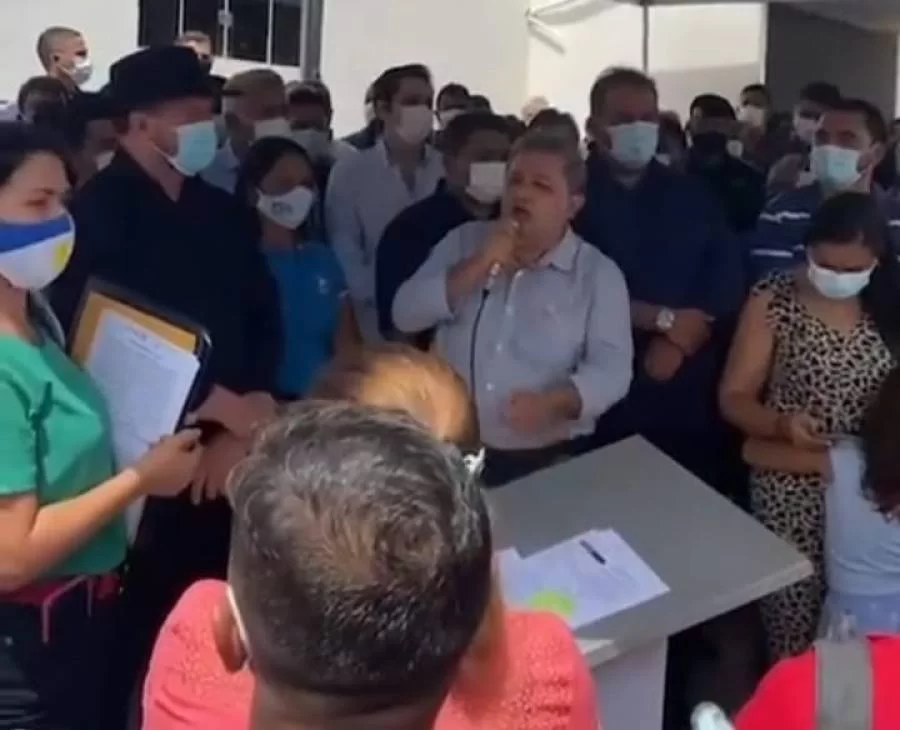 "Prefeitos estão sendo humilhados em gabinetes"; diz Jair Farias; Damaso rebate e diz que é o mais atuante