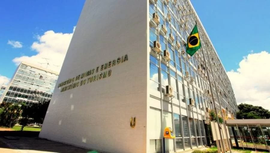 PL quer aproveitar reforma fisiológica para assumir Ministério do Turismo, comandado por Gilson Neto