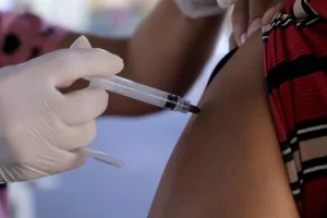 Em Gurupi, pessoas com mais de 35 anos e bancários poderão se vacinar contra Covid-19