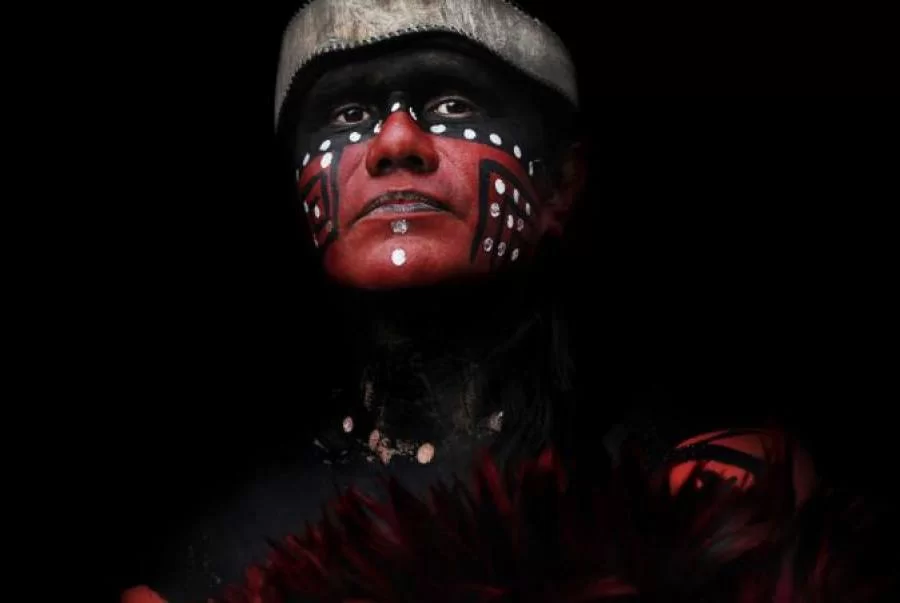 Documentário Anonymous traz leitura de cinema Ã s obras fotográficas de Daniel Taveira pelo mundo