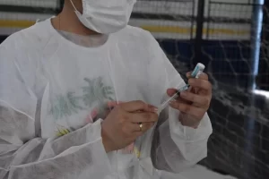 Público de 18 anos acima será contemplado com vacinação contra a Covid-19 em Colinas