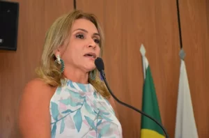 Laudecy Coimbra volta a ser a líder na CÃ¢mara de Palmas a convite de Cinthia