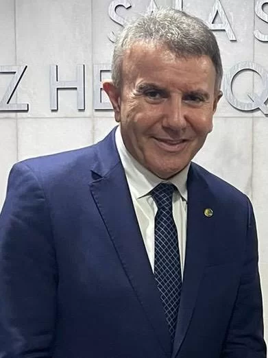 Eduardo Siqueira corta até 60% de gastos com festas, coffee breaks e veículos para enfrentar dívida de R$ 300 milhões