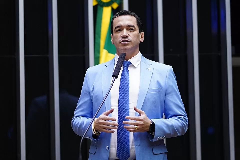 Conflito interno expõe crise no partido sob liderança de Alexandre Guimarães no Tocantins