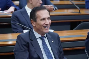 Carlos Gaguim participa do lançamento das audiências públicas do PPA 2026–2029 em Gurupi