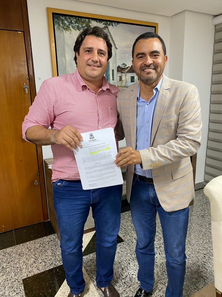 Eduardo Fortes e Wanderlei Barbosa 768x1024 Copia