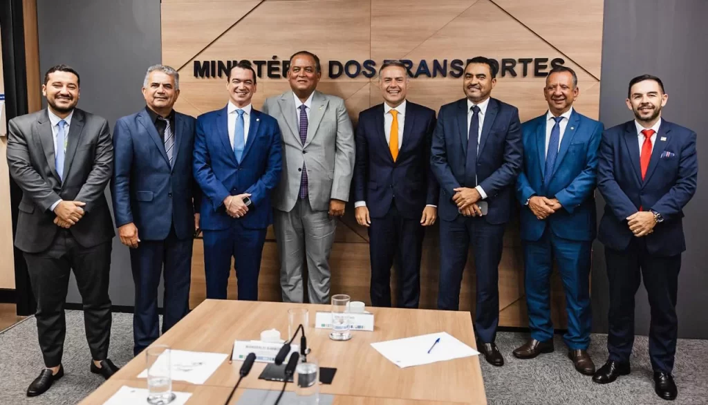 Conhecido como “curraleiro”, Wanderlei Barbosa traz o Tocantins de volta aos eixos ao entregar, no dia 22, a Ponte JK com o ministro Renan Filho e garantir PCCR, progressões e dignidade aos servidores