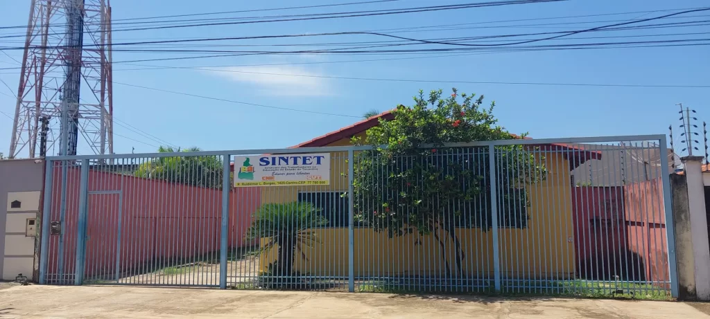 Dia do professor: Educadores relatam conquistas e cobram pagamentos de direitos adquiridos pela classe em Colinas; Prefeitura se dispõe a responder e a ouvir o sindicato