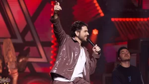 Novidade: Gustavo Mioto dá beijão em Ana Castela em gravação de DVD que reúne seu ídolo Fábio Junior e amigos