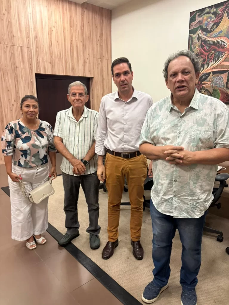 Turismo, cultura e segurança: reunião entre Conselho da Beira Mar e SETUR alinha metas para a orla de Fortaleza