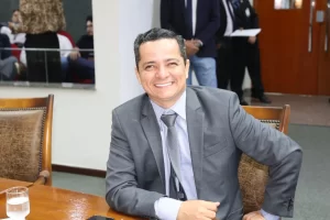 Jorge Frederico assume presidência de comissão estratégica e liderança de bloco parlamentar na Aleto