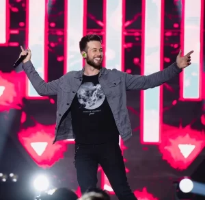 Junior Villa lança projeto “Ao Vivo em Goiânia” em todas as plataformas digitais