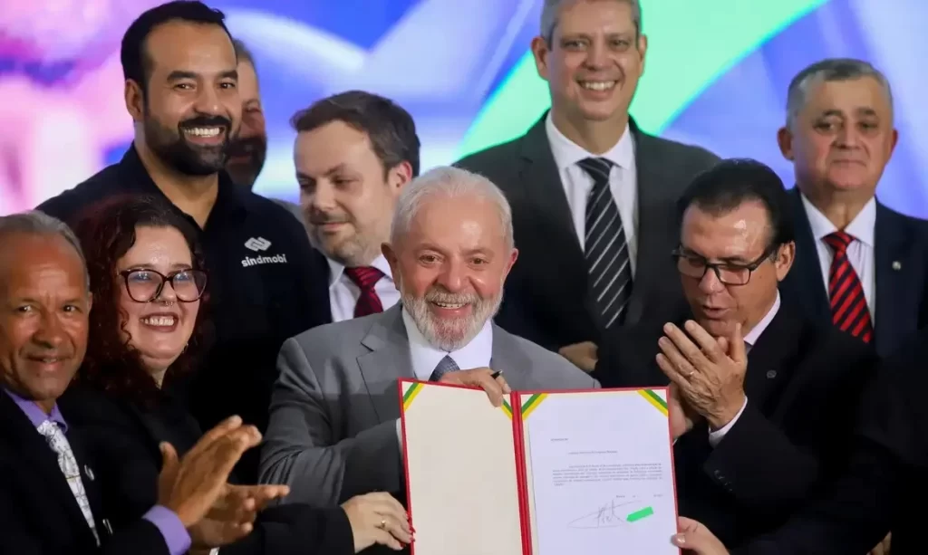 Brasil é Elogiado na ONU por Programas Ambientais: Reconhecimento no Combate ao Desmatamento e Transição Energética