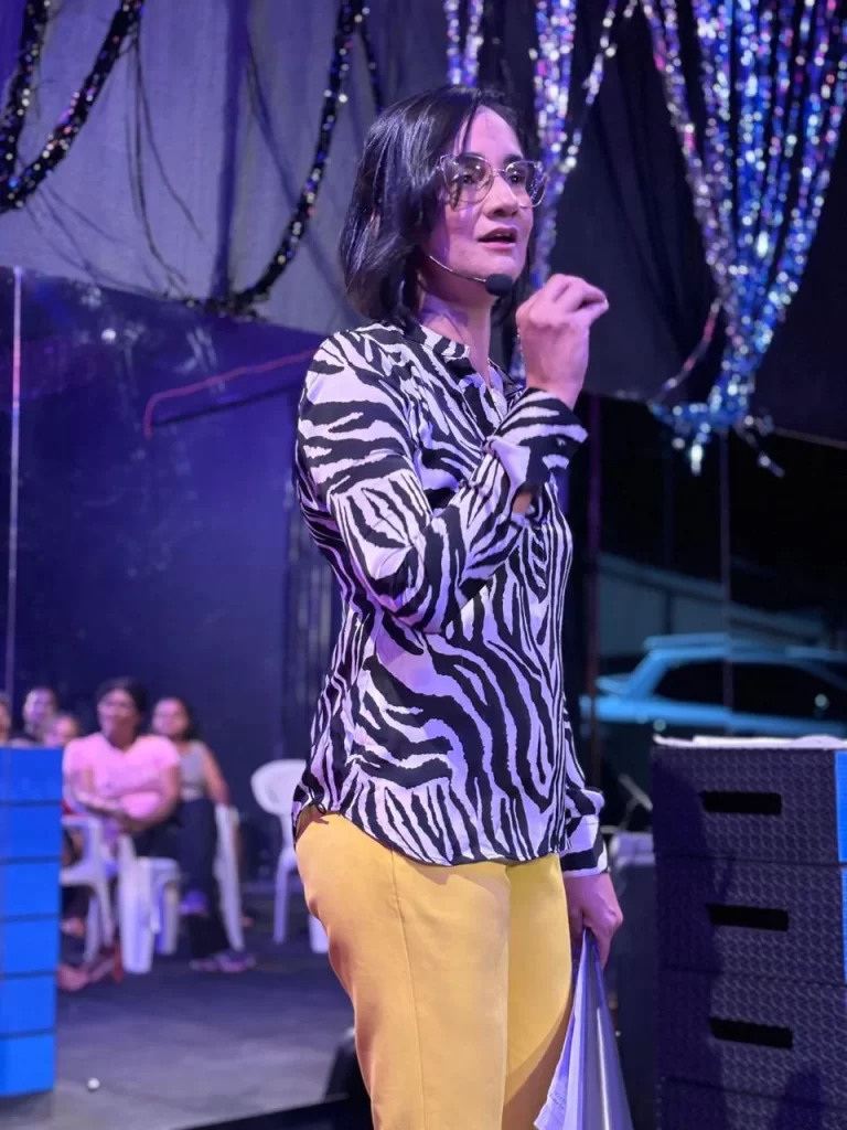 Pastora Mychella Dioli incentiva planejamento com propósito para um ano abençoado, inspirado pela palavra de Deus.