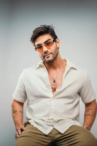 EME aposta em composição autoral e lança “Happy Now” com Ghabe e Henrico