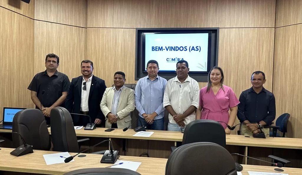 Comurja realiza primeira reunião com prefeitos eleitos, apresenta balanço de atividades e projeta escolha da nova diretoria para janeiro de 2025