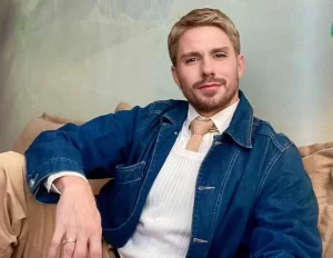 Riccardo San Martini: O Enigmático Visionário das Artes Plásticas, Moda, Cinema, Literatura, Entretenimento e Filantropia!