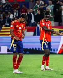 Confira as 6 músicas que atravessaram décadas e abalaram o ano de 2024