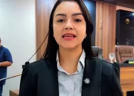 Naiara Miranda critica Câmara de Colinas e cobra transparência em projeto do Paço: “Harmonia não é subordinação”