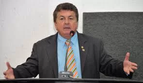 Stalin Bucar se filia ao PDT e reforça pré-campanha de Laurez Moreira ao governo do Tocantins