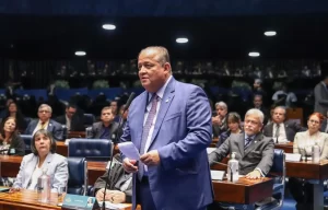 Vice-presidente do Senado participa da primeira entrega da Comenda Santa Dulce dos Pobres