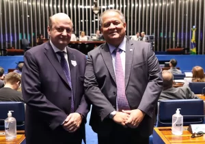 Eduardo Gomes recebe comitiva espanhola e apresenta potencial do Tocantins